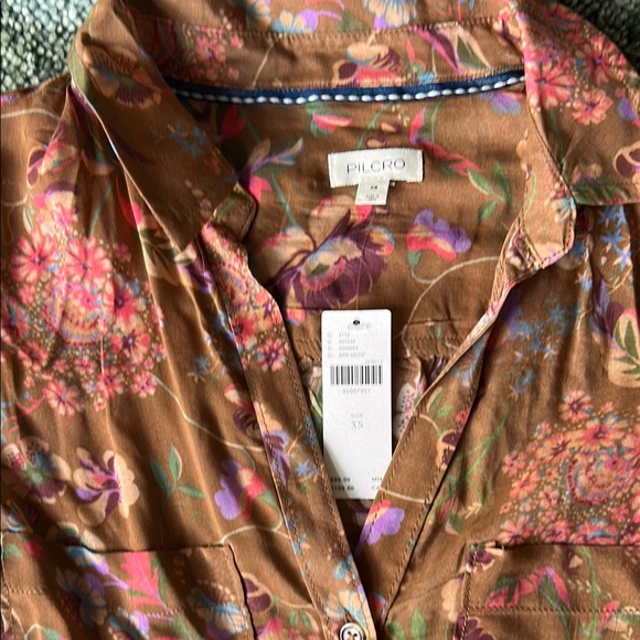 Pilcro anthro button up top, brown floral, NWT - Picture 2 of 4